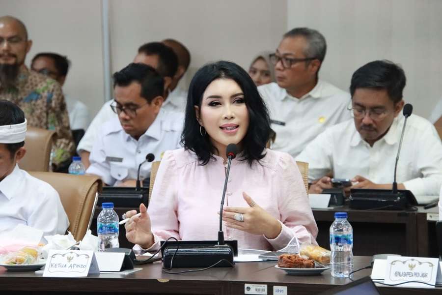 media image